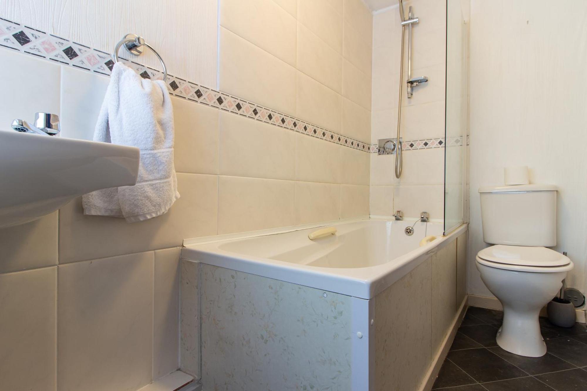 Parva Farmhouse Riverside Guesthouse Tintern Chambre photo